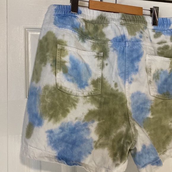 Collusion Distressed Denim Shorts - Picture 6 of 8